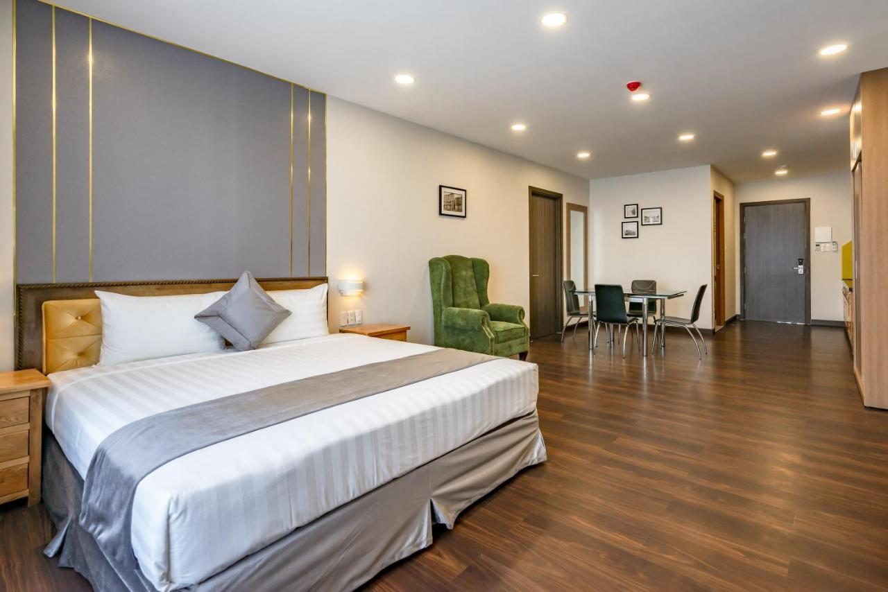 Emerald Central Ho Chi Minh City Exterior photo