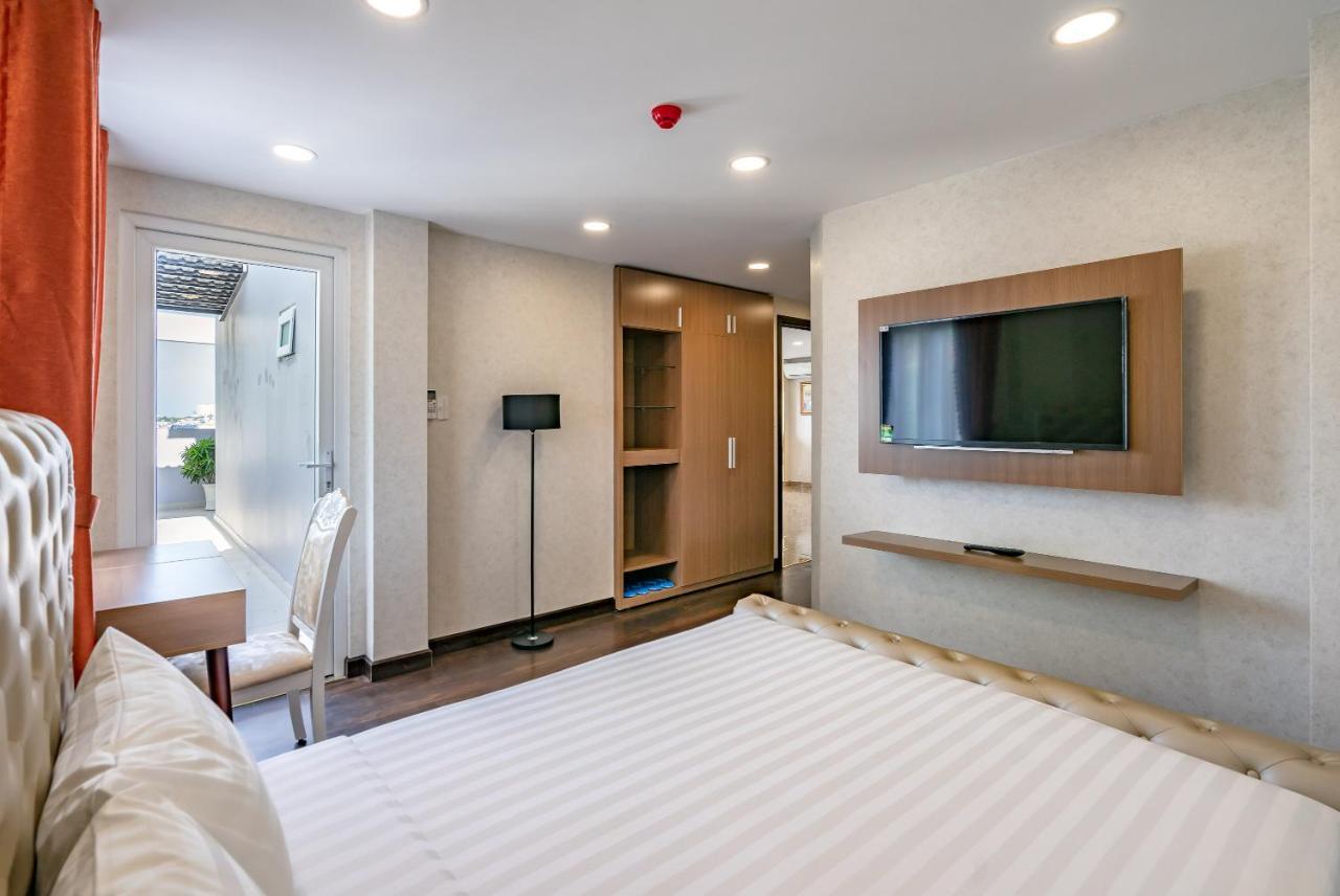 Emerald Central Ho Chi Minh City Exterior photo