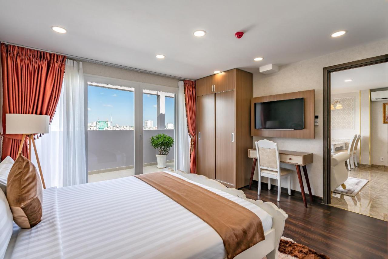 Emerald Central Ho Chi Minh City Exterior photo