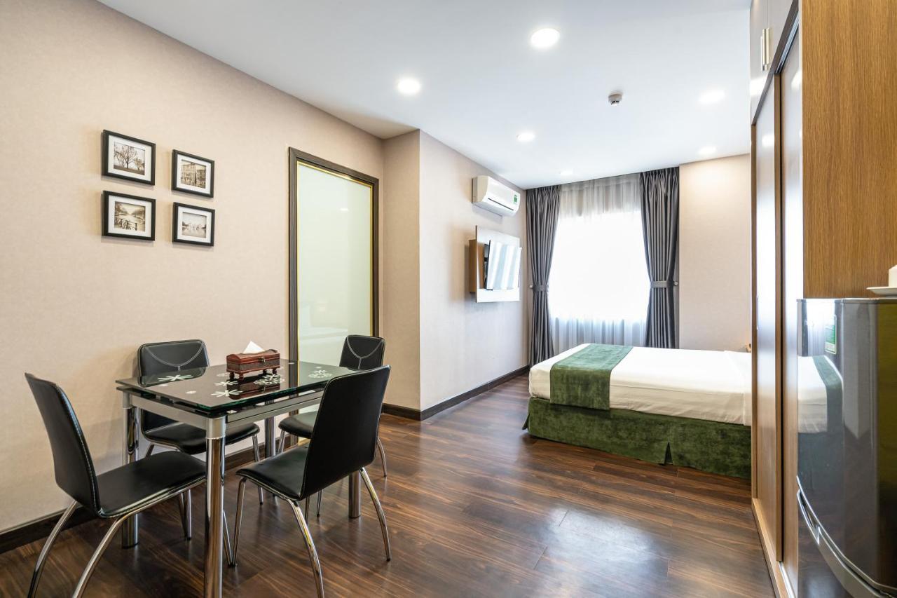 Emerald Central Ho Chi Minh City Exterior photo