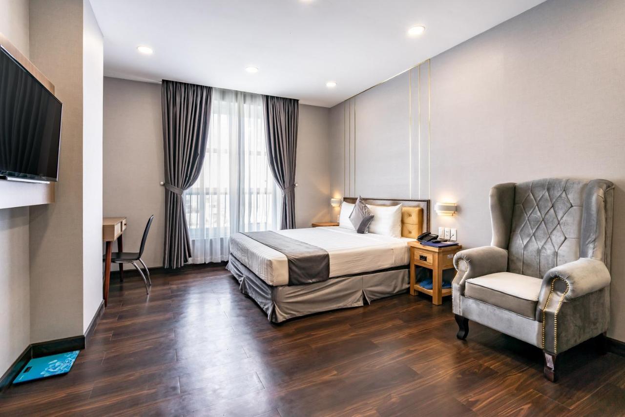 Emerald Central Ho Chi Minh City Exterior photo